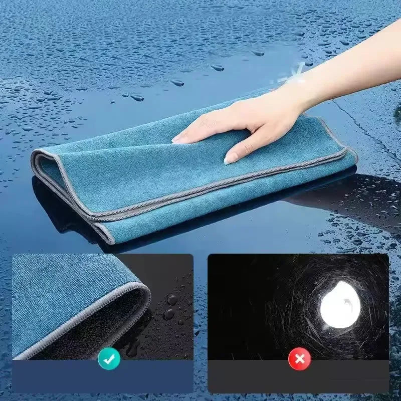 منشفة مايكروفايبر لتنظيف السيارات