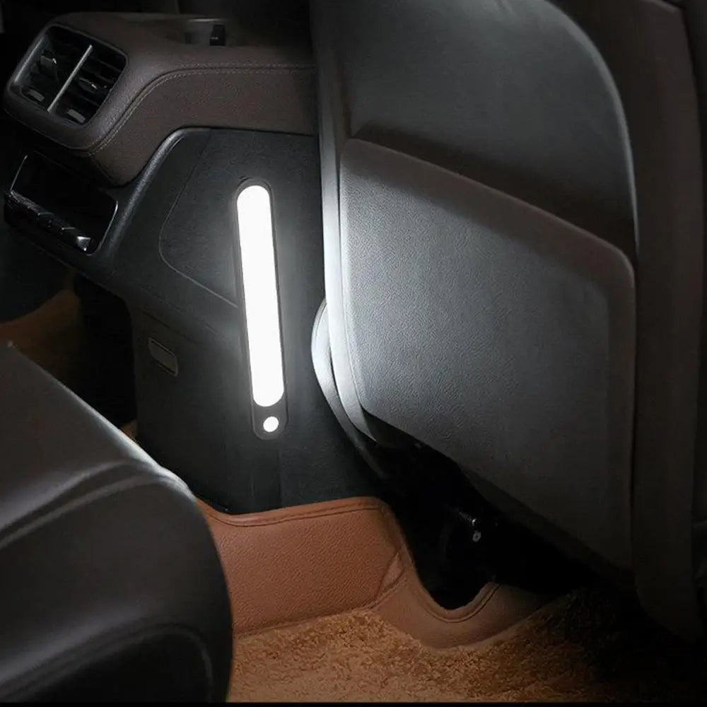 مصباح LED أوتوماتيكي بمستشعر حركة قابل لإعادة الشحن عبر USB